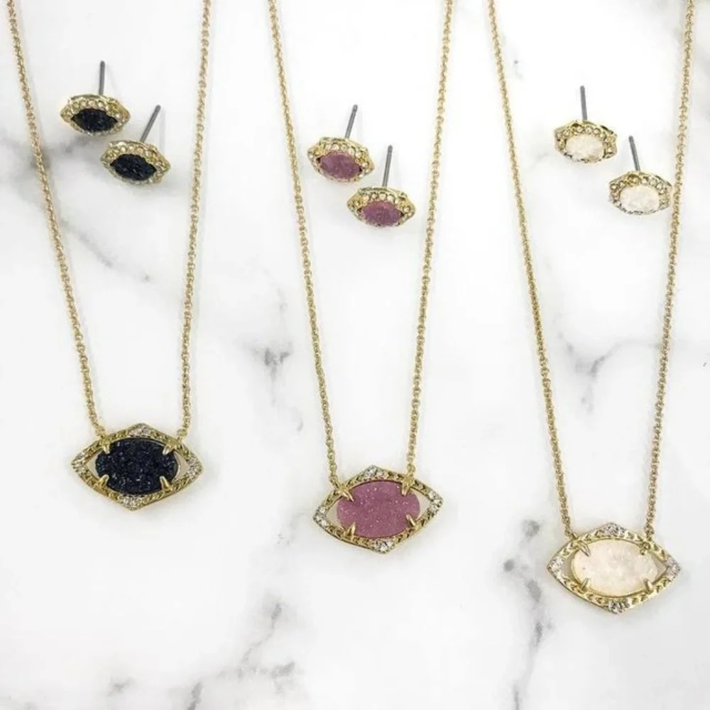 :: Stella & Dot Charlotte Pendant Set Neutral